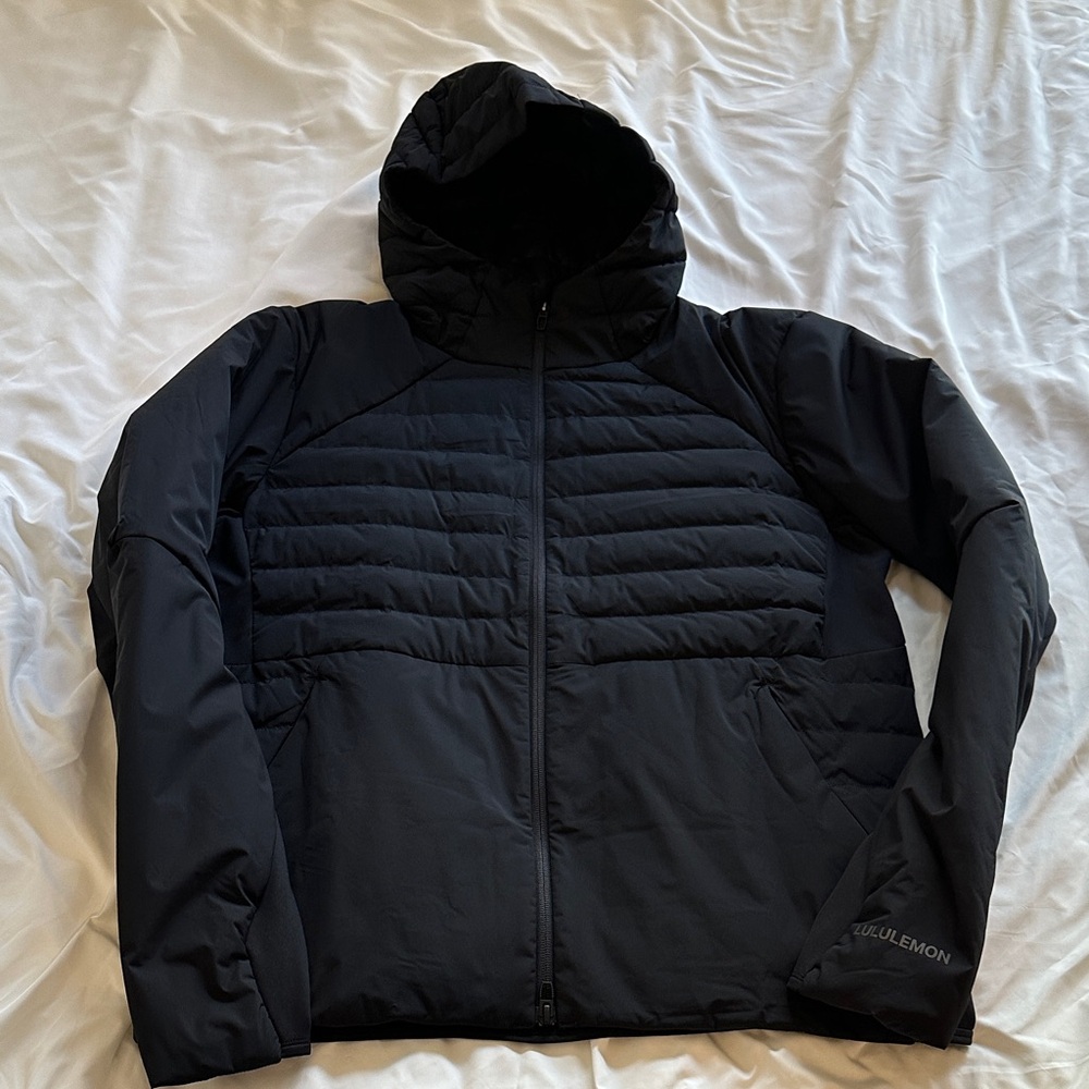 lululemon athletica Men's Midnight Blue Puffer Jacket
